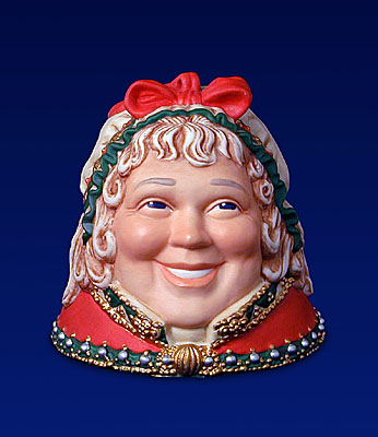 Santa’s Belle- Sculpture Porcelain
								 – 3-Dimensional
								 – Limited
								 – 
								3″ High